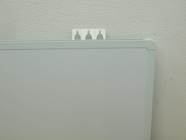 壁掛ホワイトボード プラス製 アルミ枠ホワイトボード[通販カタログ