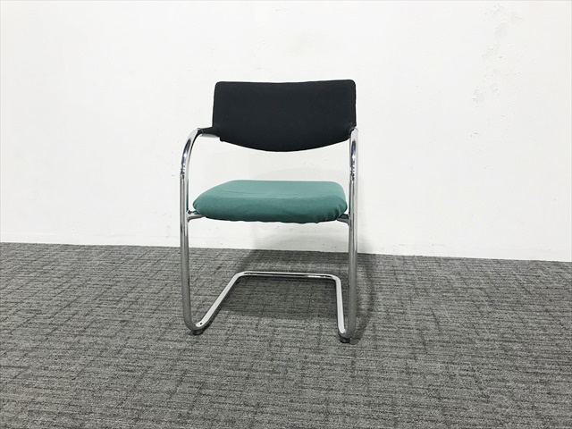 Vitra/ヴィトラのミーティングチェア 肘付 ビザビ[Vitra/ヴィトラ][中古]|ミーティングチェア-チェア  オフィス家具（中古）通販ならHappy（ハッピー）