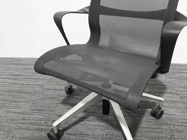 IO-856559B】セトゥーチェア マルチパーパス HermanMiller-